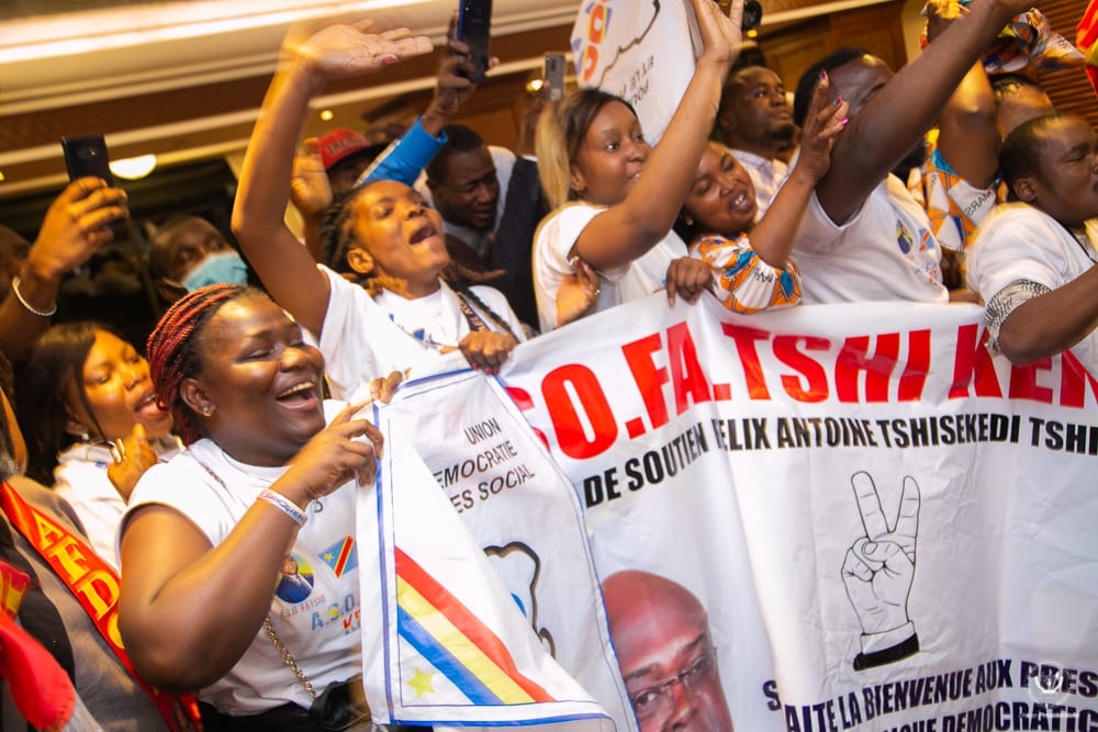 RDC-Diplomatie: Félix Tshisekedi accueille chaleureusement par la communauté congolaise de Nairobi au au Kanya