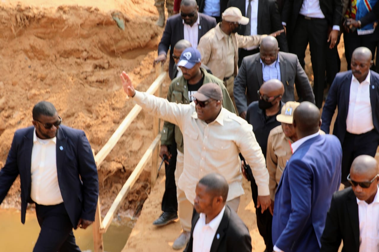 RDC-ITPR: Félix Tshisekedi, a effectué une itinérance ce week-end sur quelques uns des grands chantiers d’infrastructures en cours d’exécution à Kinshasa