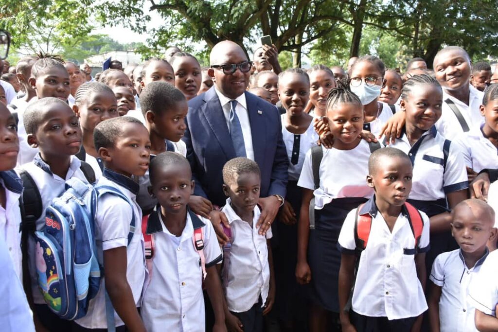 RDC-Education: Le Premier Ministre a lancé officiellement la rentrée scolaire 2022-2023 sur toute l’étendue de la République à partir de Kisangani dans la province de la Tshopo 
