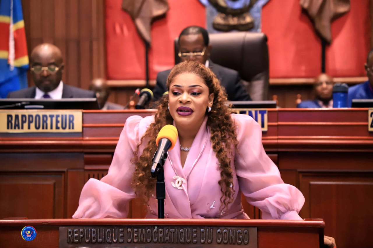RDC-Parlement:Victorine Lwese veut voir clair dans la gestion de FOGEC par Eustache Muhanzi