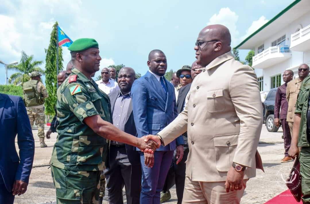 RDC-Securite:Félix Tshisekedi à un rearmement moral aux troupes à la base  militaire de kitona