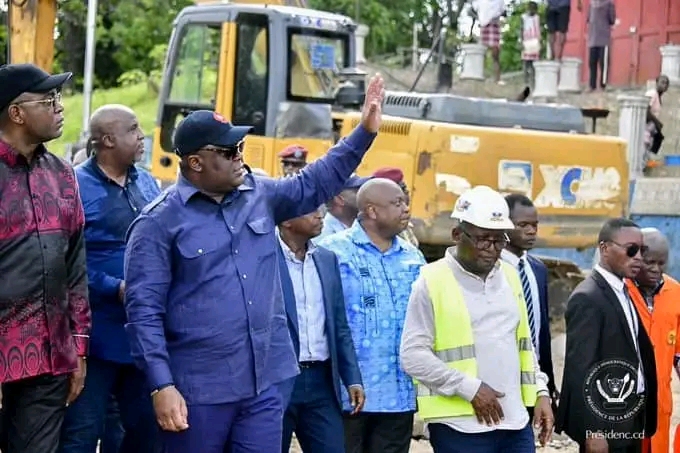 RDC-Société:Félix Tshisekedi  visite le poste Haute tension/Funa de la SNEL victime d’inondation