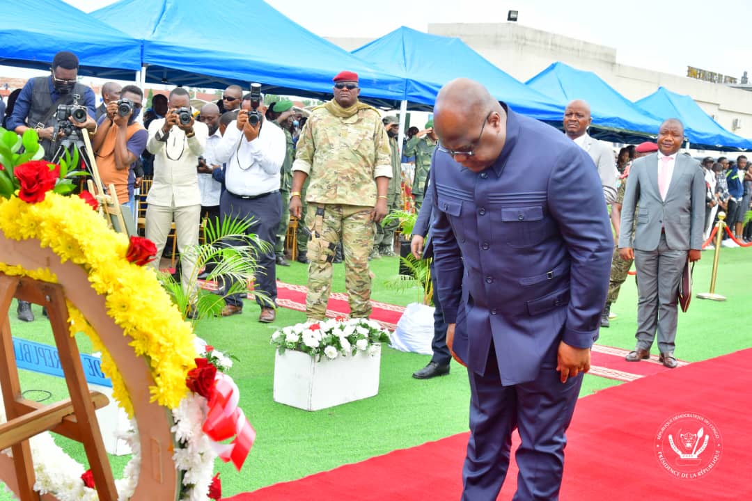 RDC – Nécrologie : Félix Tshisekedi rend les derniers hommages au Caporal Kunyuku Ngoma.