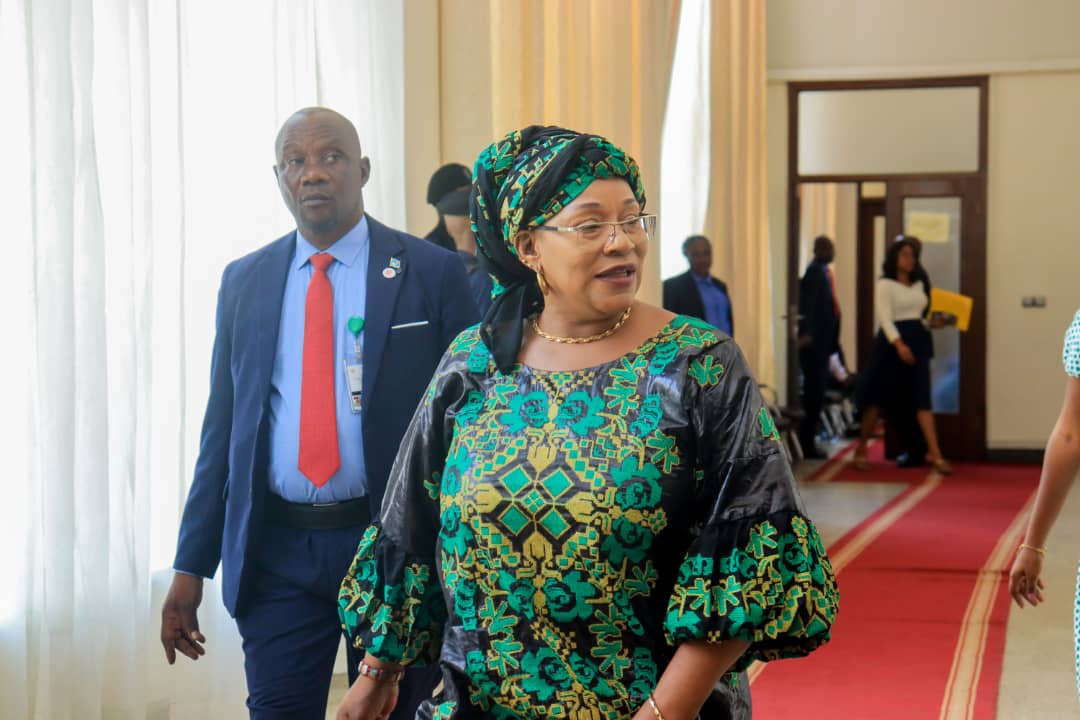 RDC – Politique : En visite privée au bureau du président, Mireille Masangu Bibi reçoit la bénédiction de Christophe Mboso et les encouragements de ses collègues députés nationaux