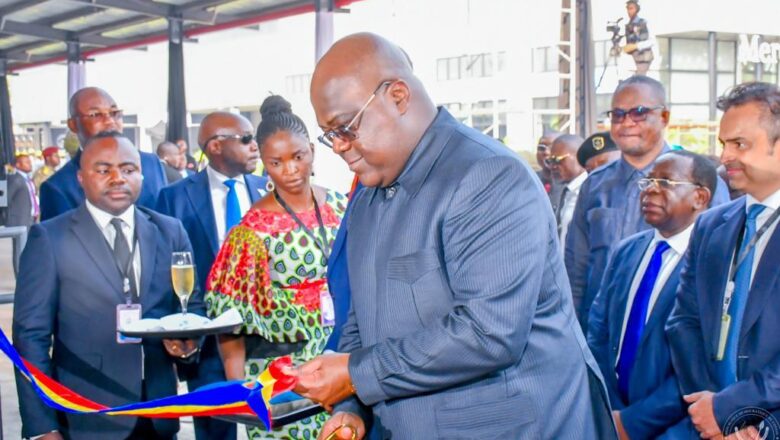 RDC-Economie:Félix Tshisekedi inaugure l’usine de montage de bus Mercedes Benz en RDC