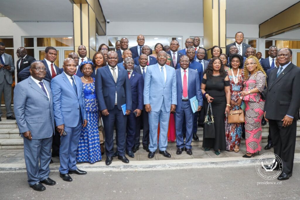 RDC:Félix Tshisekedi promet d’améliorer les conditions de travail des ambassadeurs congolais accrédités à l’étranger