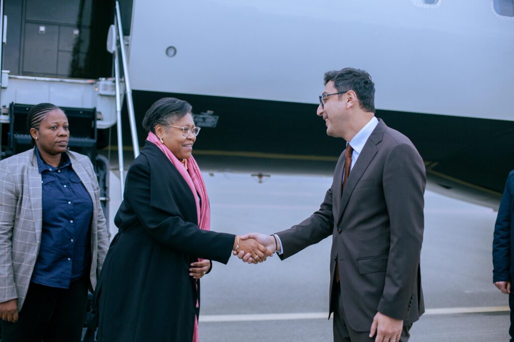 Azerbaïdjan:COP 29 Judith Suminwa est arrivée à Baku,des échanges avec le SG de l’ONU et d’autres dignitaires prévus dans son agenda