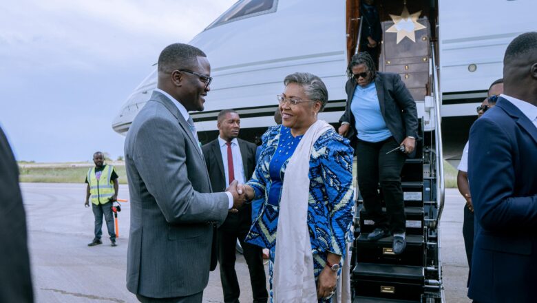 RDC:Judith Suminwa prend part à la clôture de la 11è Conférence des Gouverneurs et la réunion du Conseil des Ministres à Kalemie