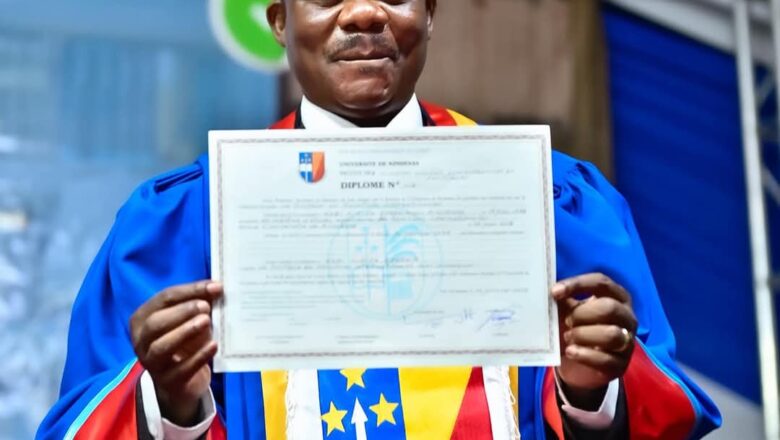 RDC:Le Général-Major Kabi Kiriza Ephraim désormais Professeur Docteur