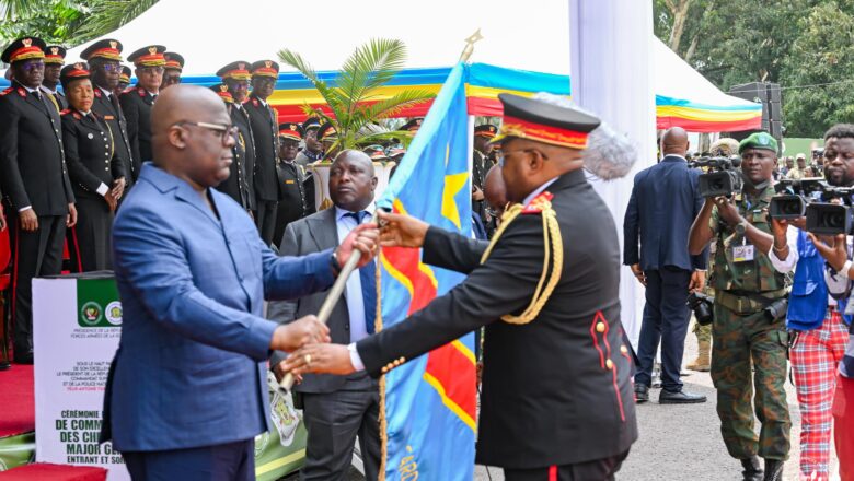 RDC:Félix Tshisekedi a présidé la cérémonie de passation du commandement entre Christian Tshiwewe et Jules Banza