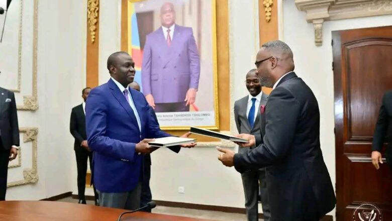 RDC: André Wameso a passé le flambeau à André Nyembwe au cabinet du Chef de l’État