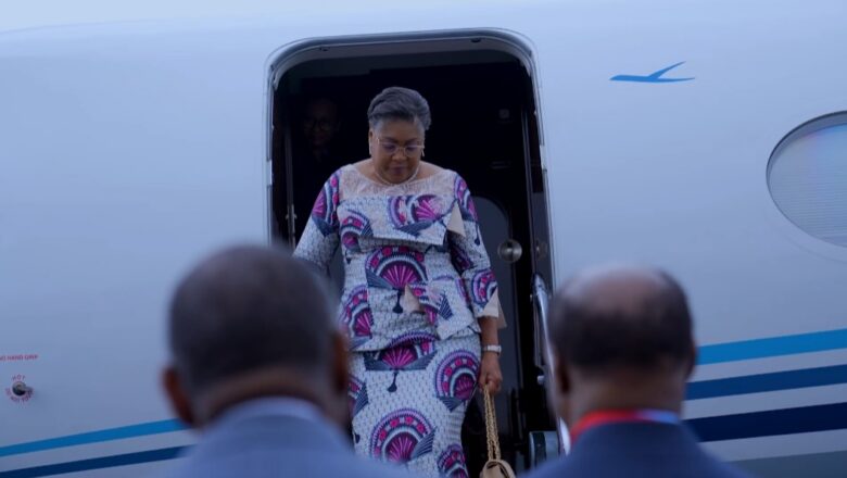 Angola :Judith Suminwa incarne la voix du Congo aux 50 ans de l’Angola indépendant.