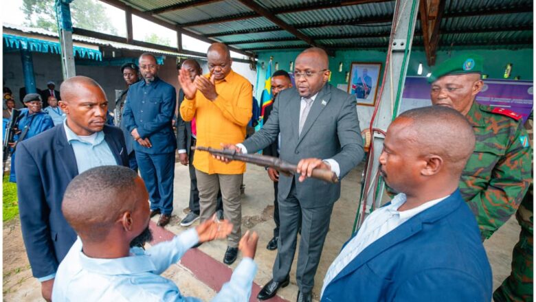 RDC:Shabani Lukoo lance l’opération de désarmement et de démobilisation des ex-combattants de la milice “Mobondo”