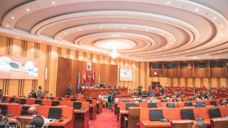 RDC:La prorogation de l’état de siège adoptée au Sénat, Uvira au cœur des préoccupations humanitaires