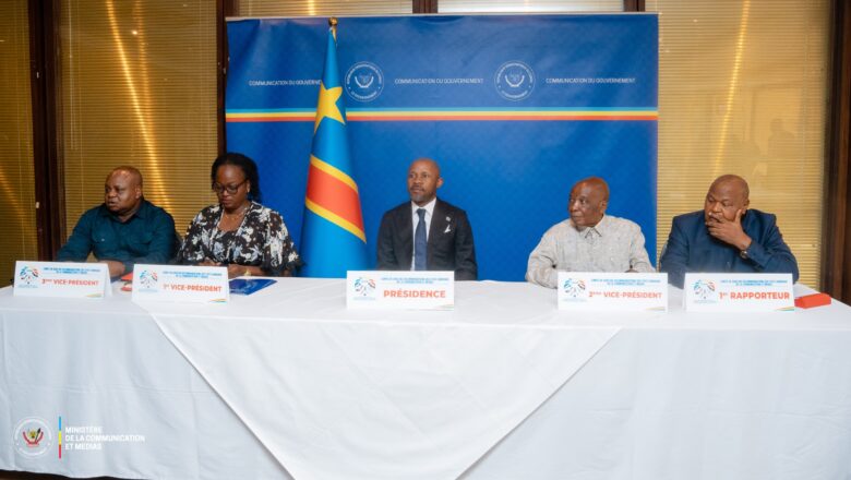 RDC:Patrick Muyaya et le comité de suivi échangent sur l’application des 82 recommandations du paysage médiatique