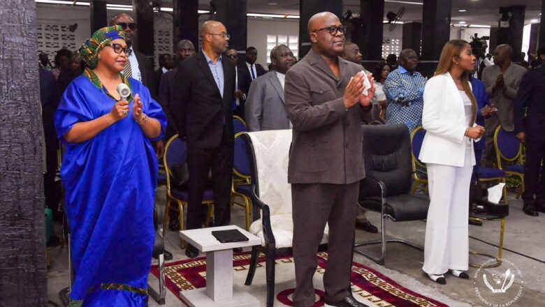 RDC:Félix Antoine Tshisekedi Tshilombo communie avec l’Église Armée de Victoire