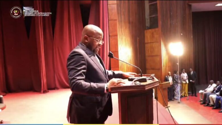 RDC:Jacquemain Shabani tire la sonnette d’alarme à Daniel Bumba sur l’insalubrité à Kinshasa