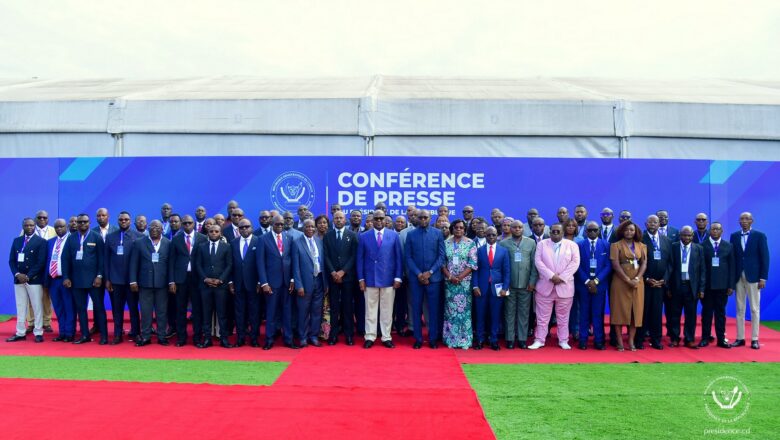 RDC:Félix Tshisekedi défend son bilan et appelle les Congolais à « voir le verre à moitié plein »
