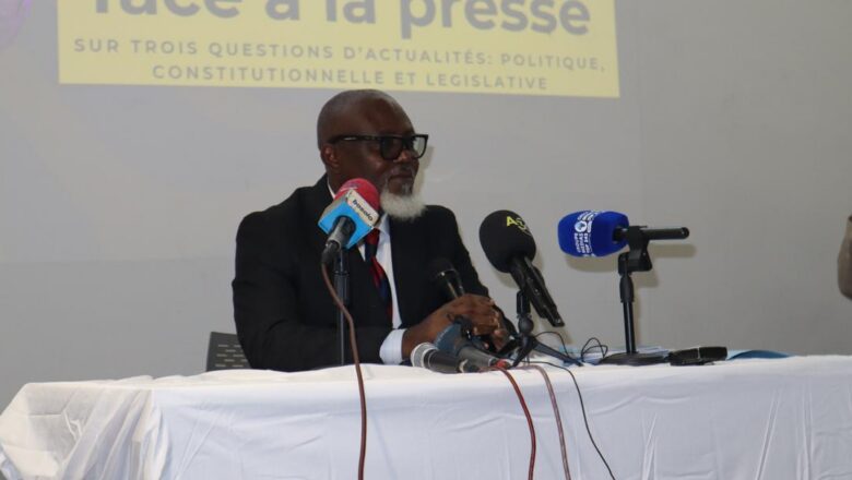 RDC:Jean-Marie Kabengela propose une « troisième voie » pour adapter les institutions sans réviser la Constitution
