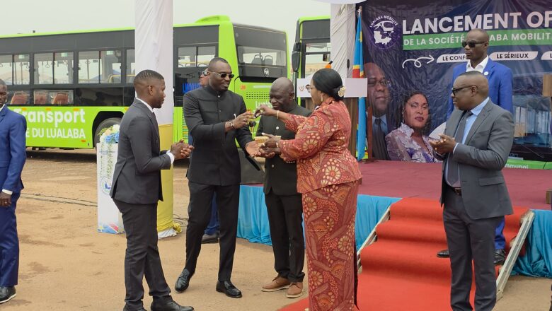 RDC:Fifi Masuka lance Lualaba Mobilité avec 29 bus pour renforcer le transport public à Kolwezi