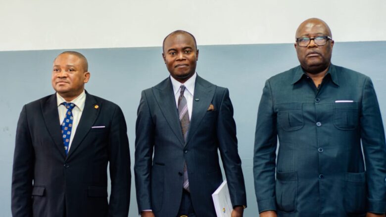 Me Péguy Fila défend son mémoire de D.E.A sur les contentieux des marchés publics en RDC