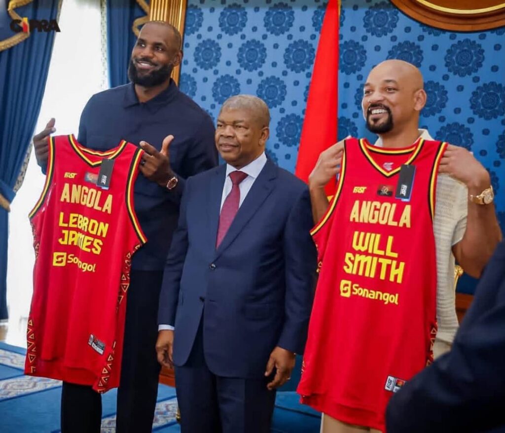 Angola : João Lourenço reçoit LeBron James et Will Smith à Luanda