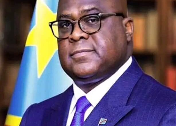 RDC:Crash aérien de Kenge, Félix Tshisekedi rend hommage aux victimes et ordonne une enquête