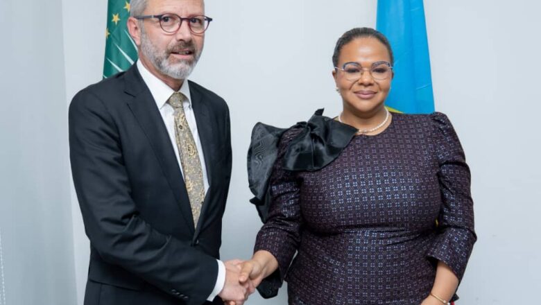 RDC-France:Thérèse Kayikwamba Wagner échange avec l’ambassadeur français sur la sécurité dans l’Est